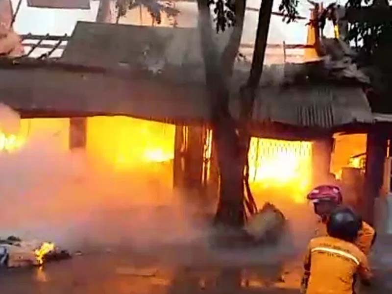 Kebakaran Pasar Bunder - Kebakaran Sragen