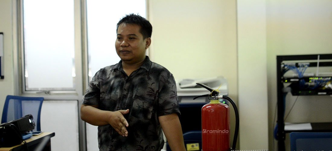 Training Pemadam Kebakaran Bappeda Jawa Tengah Kelas Pembekalan Tentang Teori Kebakaran