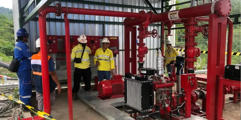 Instalasi hydrant gedung komponen lengkap.