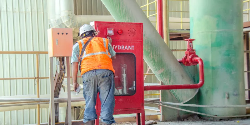 Distributor fire hydrant Bromindo.