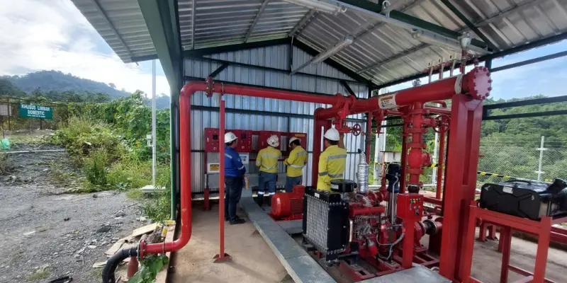 Instalasi fire hydrant PT Tambang Tondanu Nusajaya.